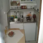 瓦罗斯公寓酒店