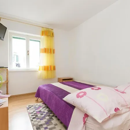 Apartmán Varos