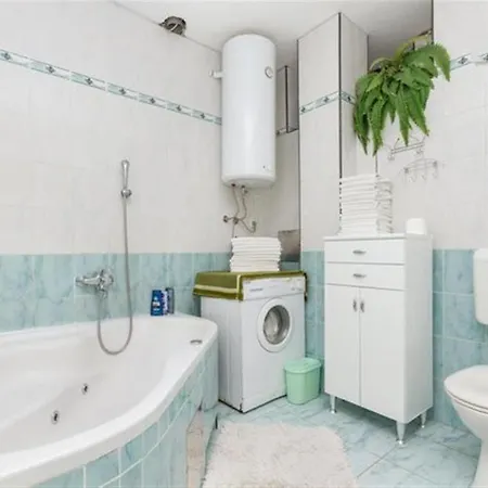 ヴァノス アパート スプリト