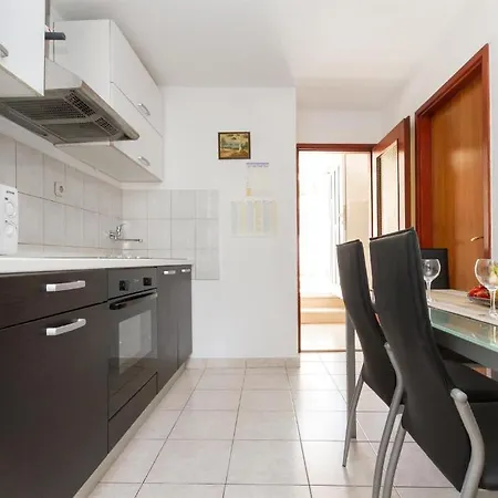 ヴァノス アパート スプリト