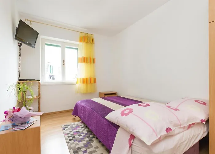 Apartman Varos