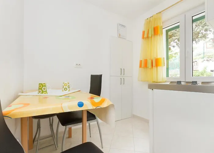 Apartman Varos